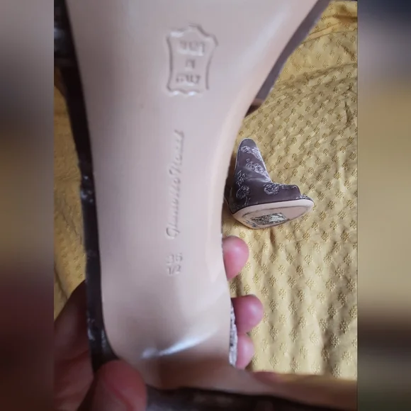 Gianvito Rossi heels - Picture 4 of 6